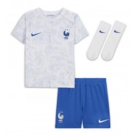 Ranska Antoine Griezmann #7 Vieras Peliasu Lasten MM-kisat 2022 Lyhythihainen (+ Lyhyet housut)